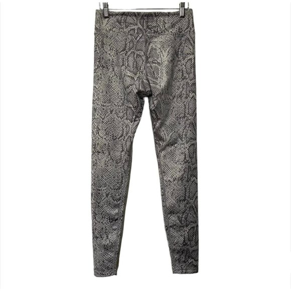 Nike Snakeskin Zip Leggings - Picture 5 of 5